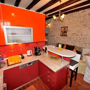  Appartement Charming Stone In The Heart Of